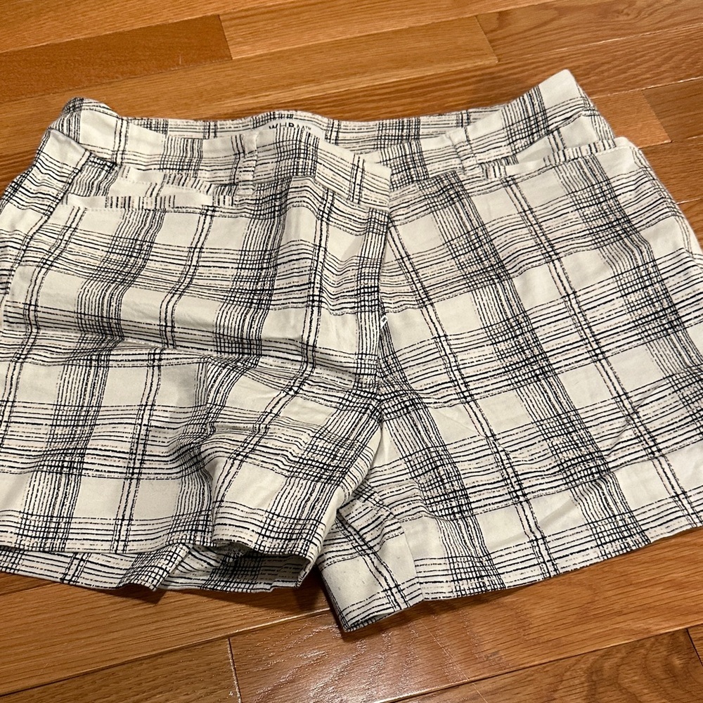 WHBM Women’s Plaid Shorts